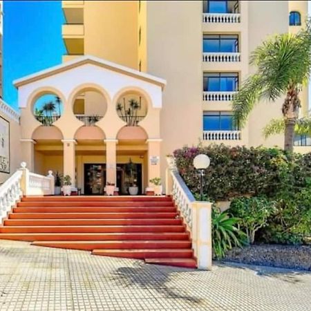Estudio Los Cristianos ลอส กริสเตียนอส ภายนอก รูปภาพ