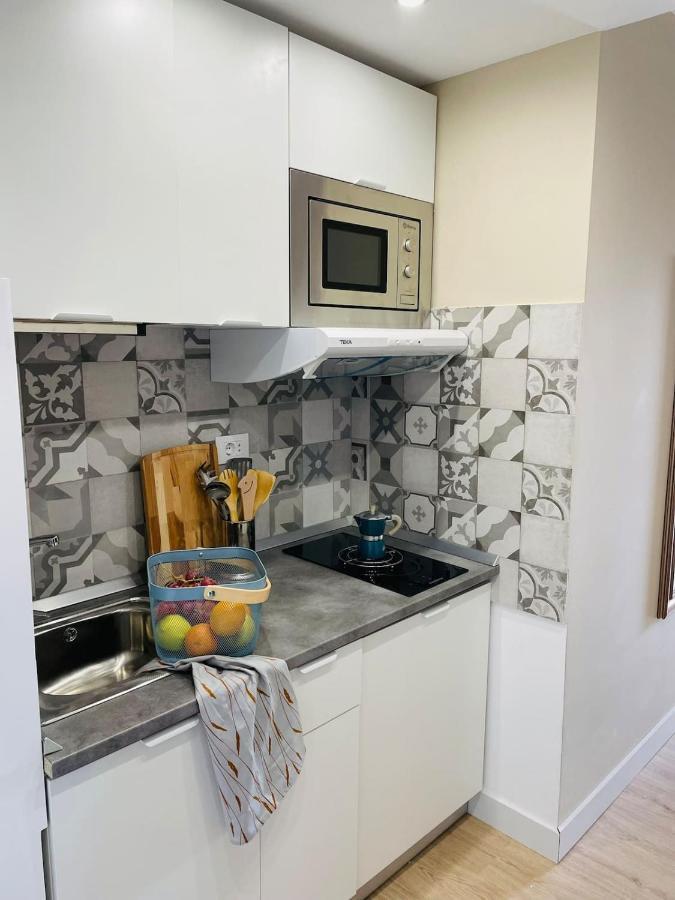 Estudio Los Cristianos ลอส กริสเตียนอส ภายนอก รูปภาพ