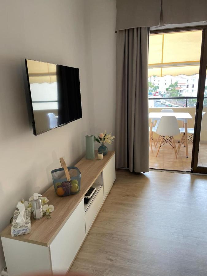 Estudio Los Cristianos ลอส กริสเตียนอส ภายนอก รูปภาพ